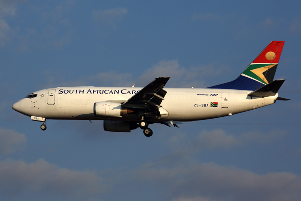 SOUTH AFRICAN CARGO BOEING 737 300F JNB RF 5K5A1666.jpg