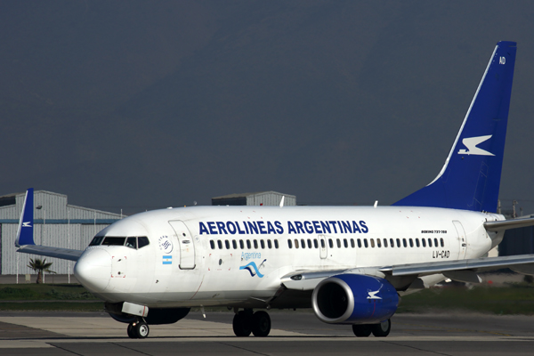 AEROLINEAS ARGENTINAS BOEING 737 700 SCL RF 5K5A2578.jpg