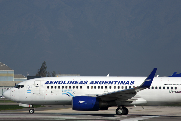 AEROLINEAS ARGENTINAS BOEING 737 700 SCL RF 5K5A2584.jpg