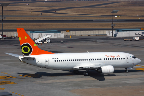 MANGO BOEING 737 300 JNB RF 5K5A1909.jpg