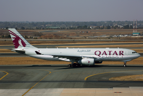 QATAR CARGO AIRBUS A330 200F JNB RF 5K5A1623.jpg