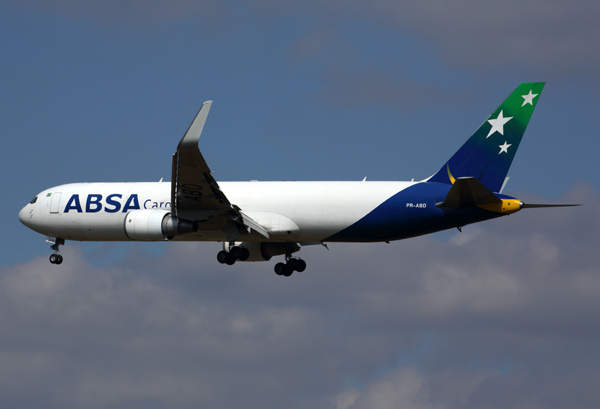 ABSA CARGO BOEING 767 300F GRU RF 5K5A3256.jpg