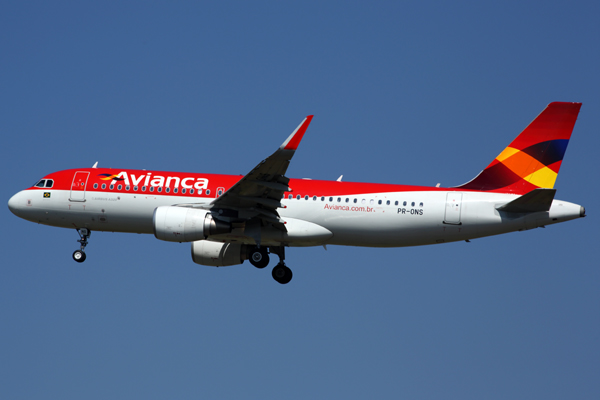 AVIANCA AIRBUS A320 GRU RF 5K5A9556.jpg