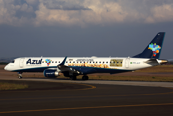 AZUL EMBRAER 190 VCP RF 5K5A3096.jpg