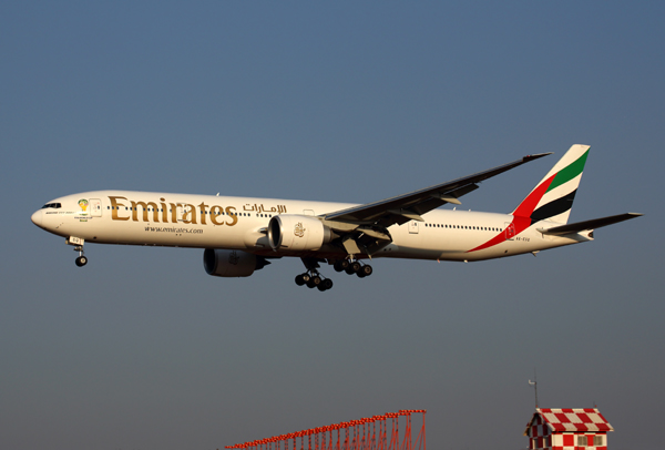 EMIRATES BOEING 777 300ER JNB RF 5K5A2005.jpg