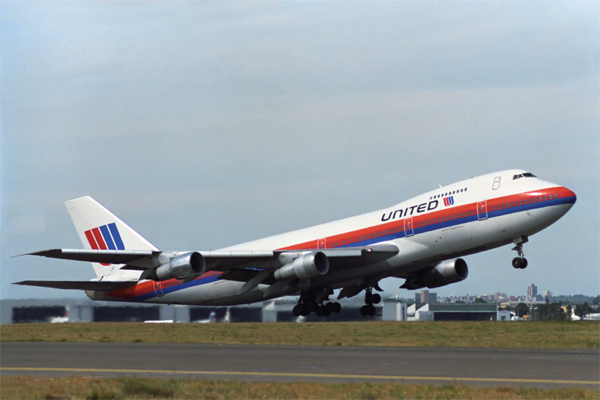 UNITED BOEING 747 200 SYD RF 244 19.jpg