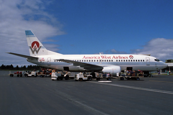 AMERICA WEST BOEING 737 300 HBA RF 238 5.jpg