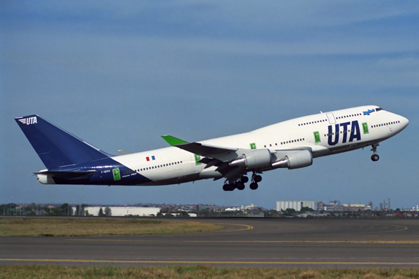 UTA BOEING 747 400 SYD RF 244 33.jpg