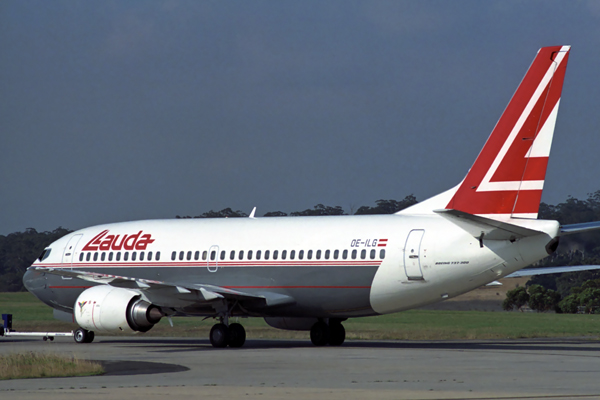 LAUDA BOEING 737 300 MEL RF 265 29.jpg