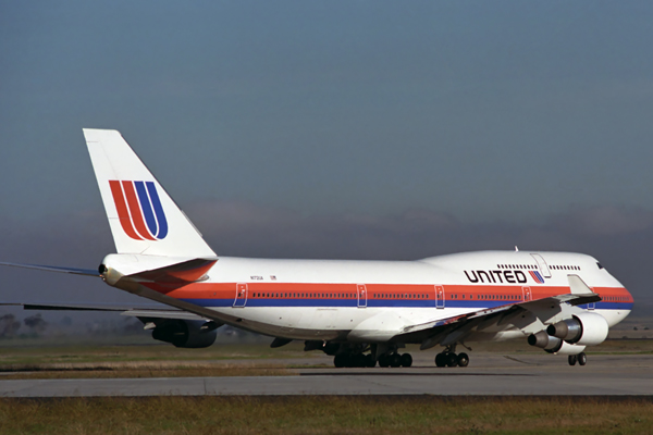 UNITED BOEING 747 400 MEL RF 290 22.jpg