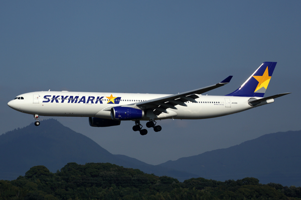 SKYMARK AIRBUS A330 300 FUK RF 5K5A9839.jpg