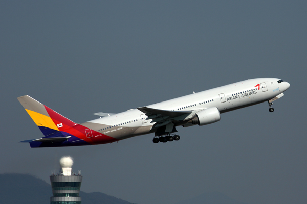 ASIANA BOEING 777 200 ICN RF 5K5A0091.jpg