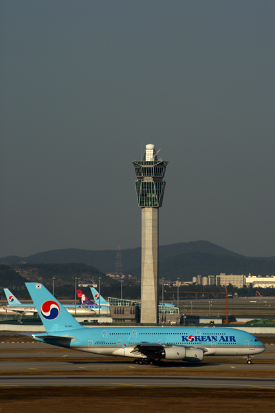 KOREAN AIR AIRBUS A380 ICN RF 5K5A0159.jpg