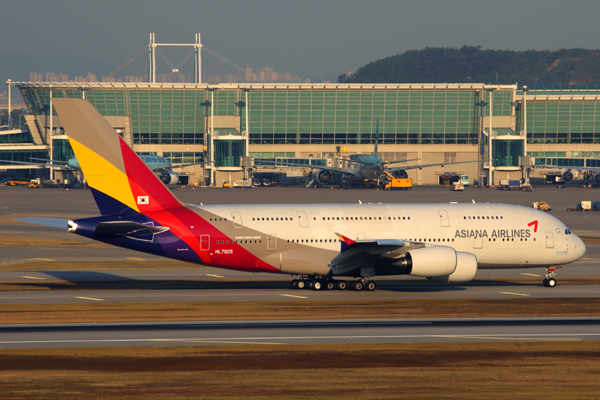 ASIANA AIRBUS A380 ICN RF 5K5A0191.jpg