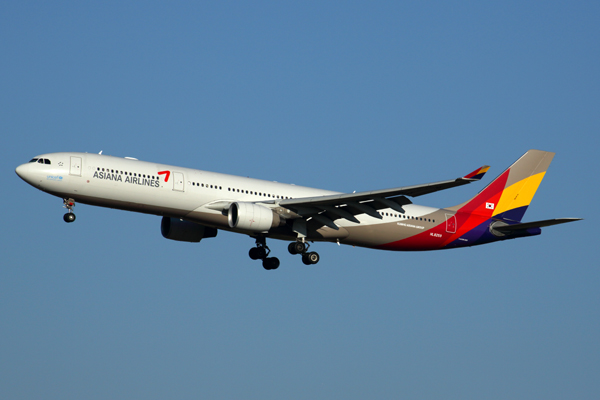 ASIANA AIRBUS A330 300 ICN RF 5K5A0729.jpg