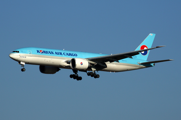 KOREAN AIR CARGO BOEING 777F ICN RF 5K5A0737.jpg