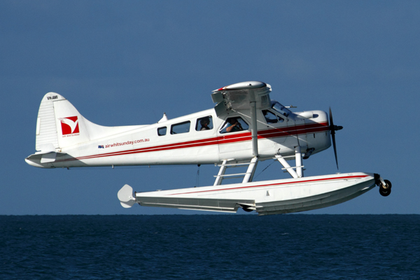 AIR WHITSUNDAY DHC2 BEAVER WSY RF IMG_9835.jpg