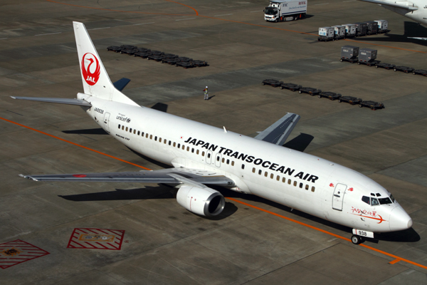JAPAN TRANS OCEAN AIR BOEING 737 400 FUK RF IMG 9702.jpg
