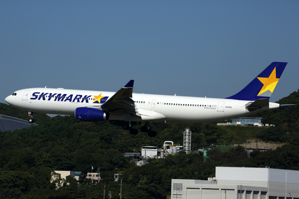 SKYMARK AIRBUS A330 300 FUK RF 5K5A1091.jpg