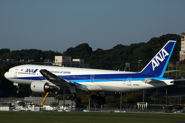 ANA BOEING 777 200 FUK RF 5K5A1194.jpg