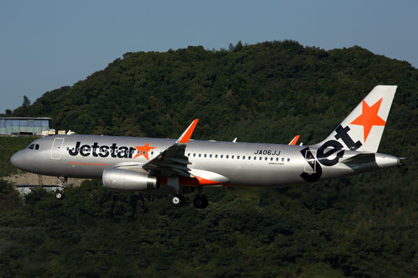 JETSTAR JAPAN AIRBUS A320 FUK RF 5K5A1161.jpg