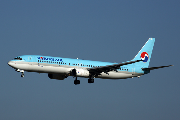 KOREAN AIR BOEING 737 900 FUK RF 5K5A1139.jpg