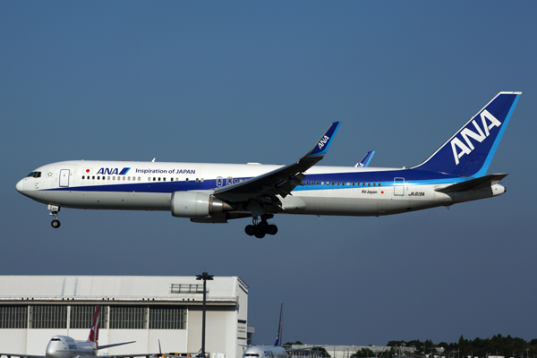 ANA BOEING 767 300 NRT RF 5K5A1531.jpg