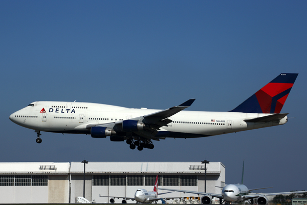 DELTA BOEING 747 400 NRT RF 5K5A1443.jpg