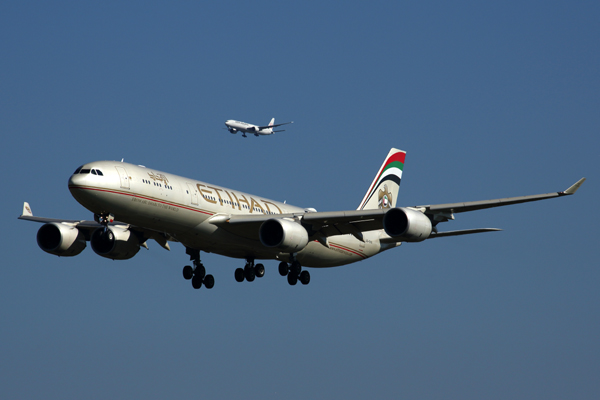 ETIHAD AIRBUS A340 600 NRT RF 5K5A1488.jpg