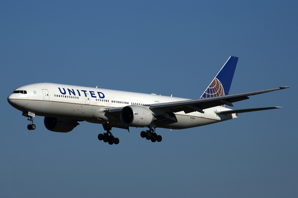 UNITED BOEING 777 200 NRT RF 5K5A1559.jpg