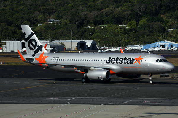 JETSTAR AIRBUS A320 CNS RF 5K5A1701.jpg