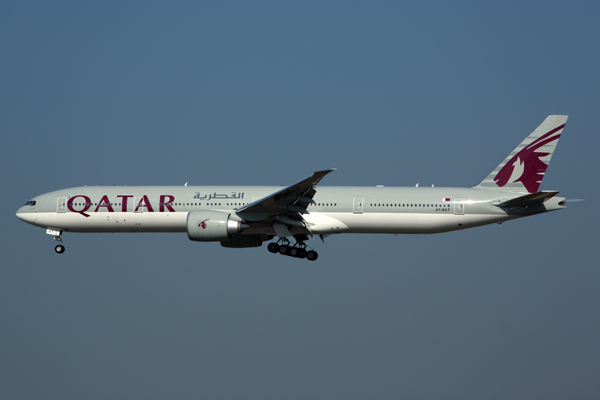 QATAR BOEING 777 300ER ICN RF 5K5A0359.jpg