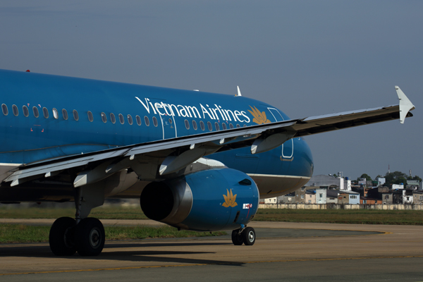 VIETNAM AIRLINES AIRBUS A321 SGN RF 5K5A5914.jpg