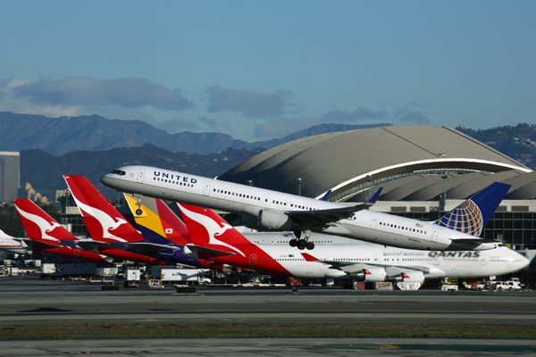 UNITED BOEING 757 300 LAX RF 5K5A7025.jpg