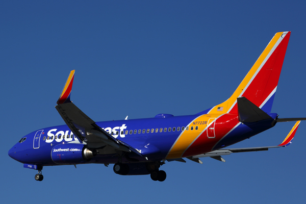 SOUTHWEST BOEING 737 700 LAX RF 5K5A7271.jpg