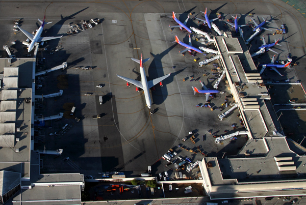 LOS ANGELES AIRPORT RF IMG_0376.jpg
