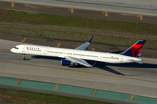 DELTA BOEING 757 300 LAX RF 5K5A7530.jpg