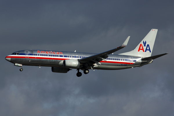 AMERICAN BOEING 737 800 LAX RF 5K5A7904.jpg