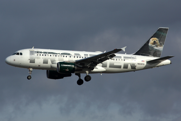 FRONTIER AIRBUS A319 LAX RF 5K5A7887.jpg