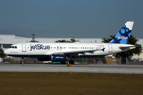 JET BLUE AIRBUS A320 FLL RF 5K5A8389.jpg
