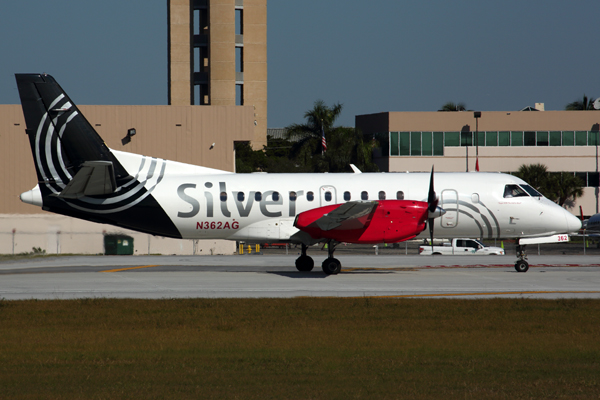 SILVER SAAB 340 FLL RF 5K5A8421.jpg