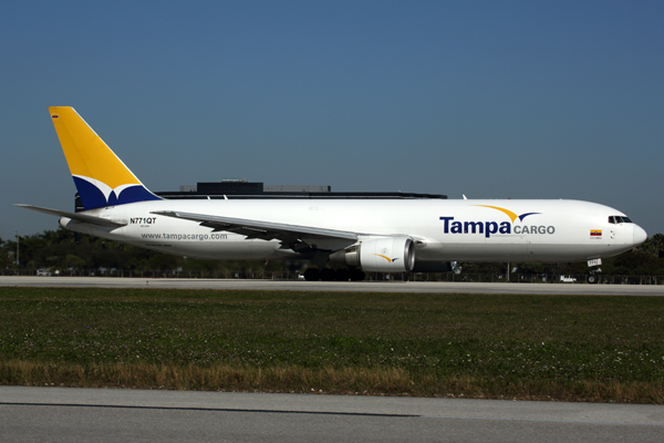 TAMPA CARGO BOEING 767 300F MIA RF 5K5A8658.jpg