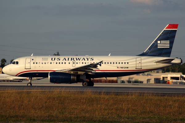 US AIRWAYS AIRBUS A319 MIA RF 5K5A8986.jpg