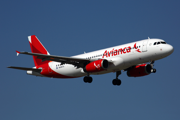 AVIANCA AIRBUS A320 MIA RF 5K5A8765.jpg