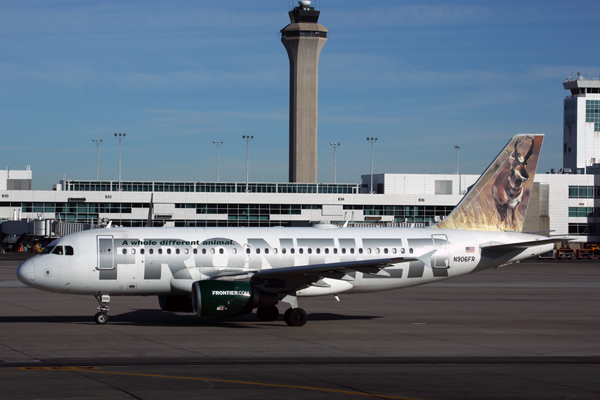 FRONTIER AIRBUS A319 DEN RF 5K5A6682.jpg