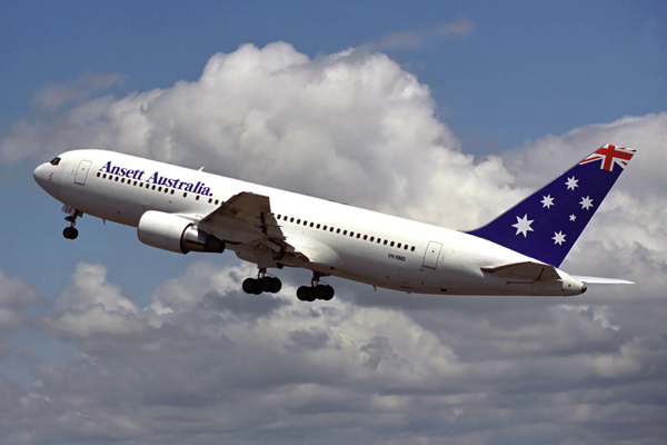 ANSETT AUSTRALIA BOEING 767 200 SYD RF 373 11.jpg