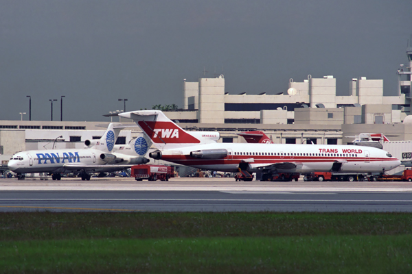 TWA PANAM BOEING 727 200S MIA RF 329 8.jpg
