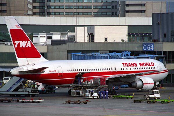 TWA  TRANS WORLD BOEING 767 200 FRA RF 443 15.jpg