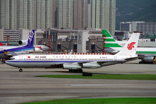 AIR CHINA BOEING 707F HKG RF 466 6.jpg