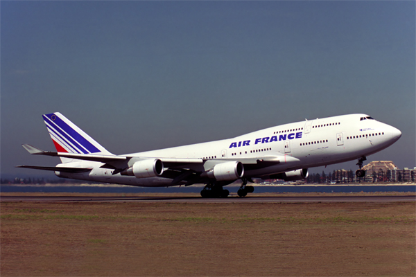 AIR FRANCE BOEING 747 400 SYD RF 474 13.jpg